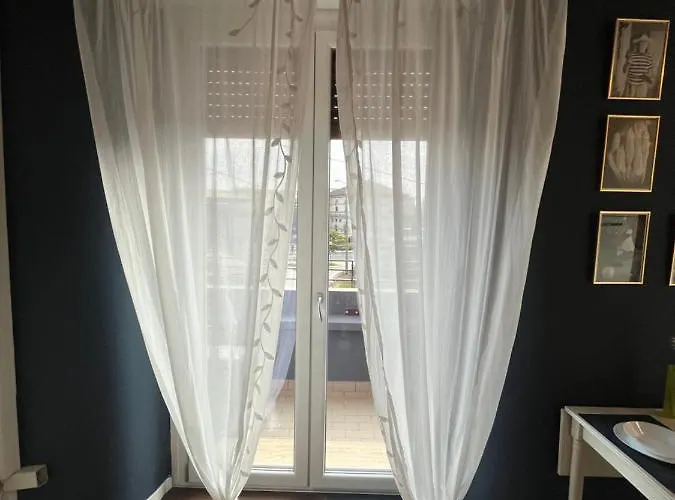 Apartament Citta Studi - Front Metro Lambrate