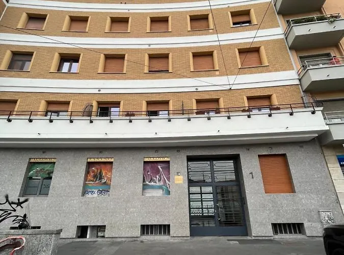Citta Studi - Front Metro Lambrate Apartament