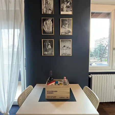 Studi - Front Metro Lambrate Apartamento *