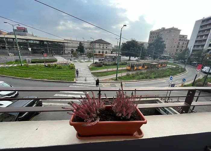 Citta Studi - Front Metro Lambrate